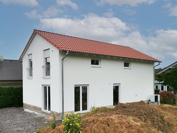 Einfamilienhaus Aura 125