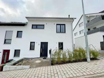 Doppelhaus Aura 136